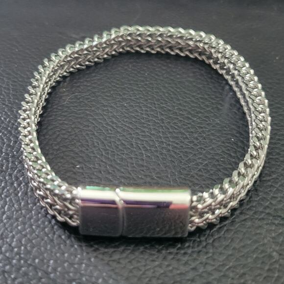 Stainless steel chunky 8×4mm mesh bracelet with magnetic slide clasp - Picture 1 of 4